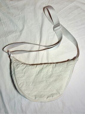 UNIQLO Nylon Shoulder Bag (Baby Pink)